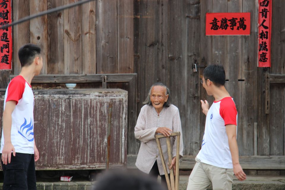 图10 晚会合影.JPG